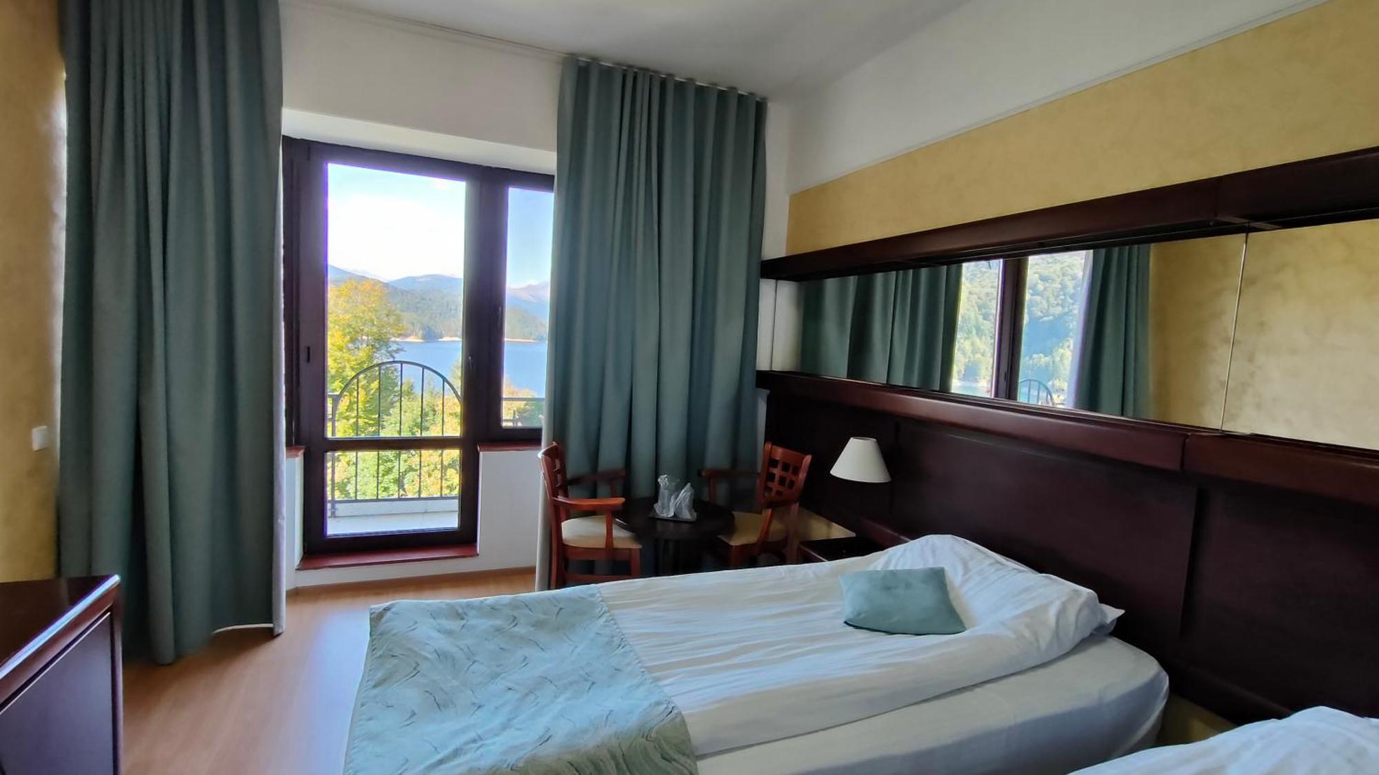 Hotel Valea Cu Pesti Căpăţîneni-Ungureni Exterior foto