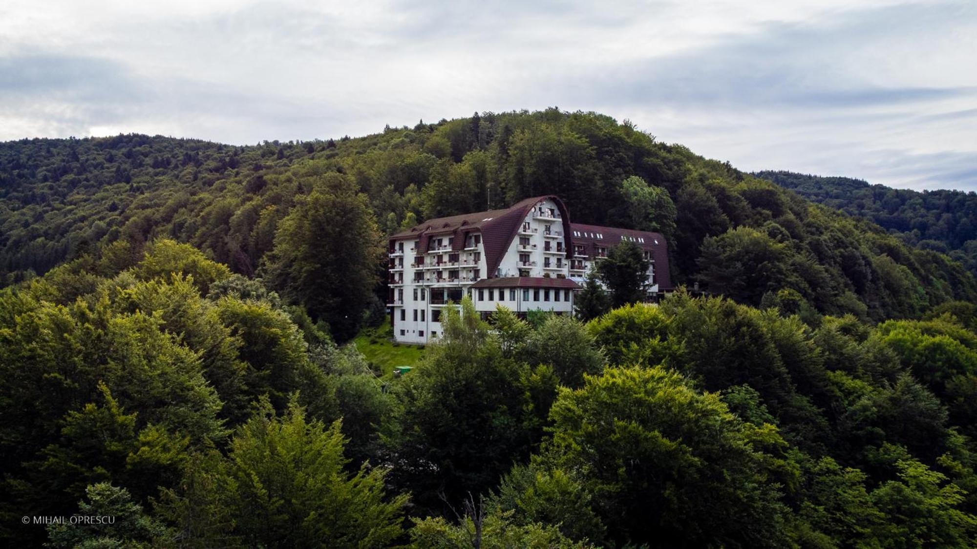 Hotel Valea Cu Pesti Căpăţîneni-Ungureni Exterior foto