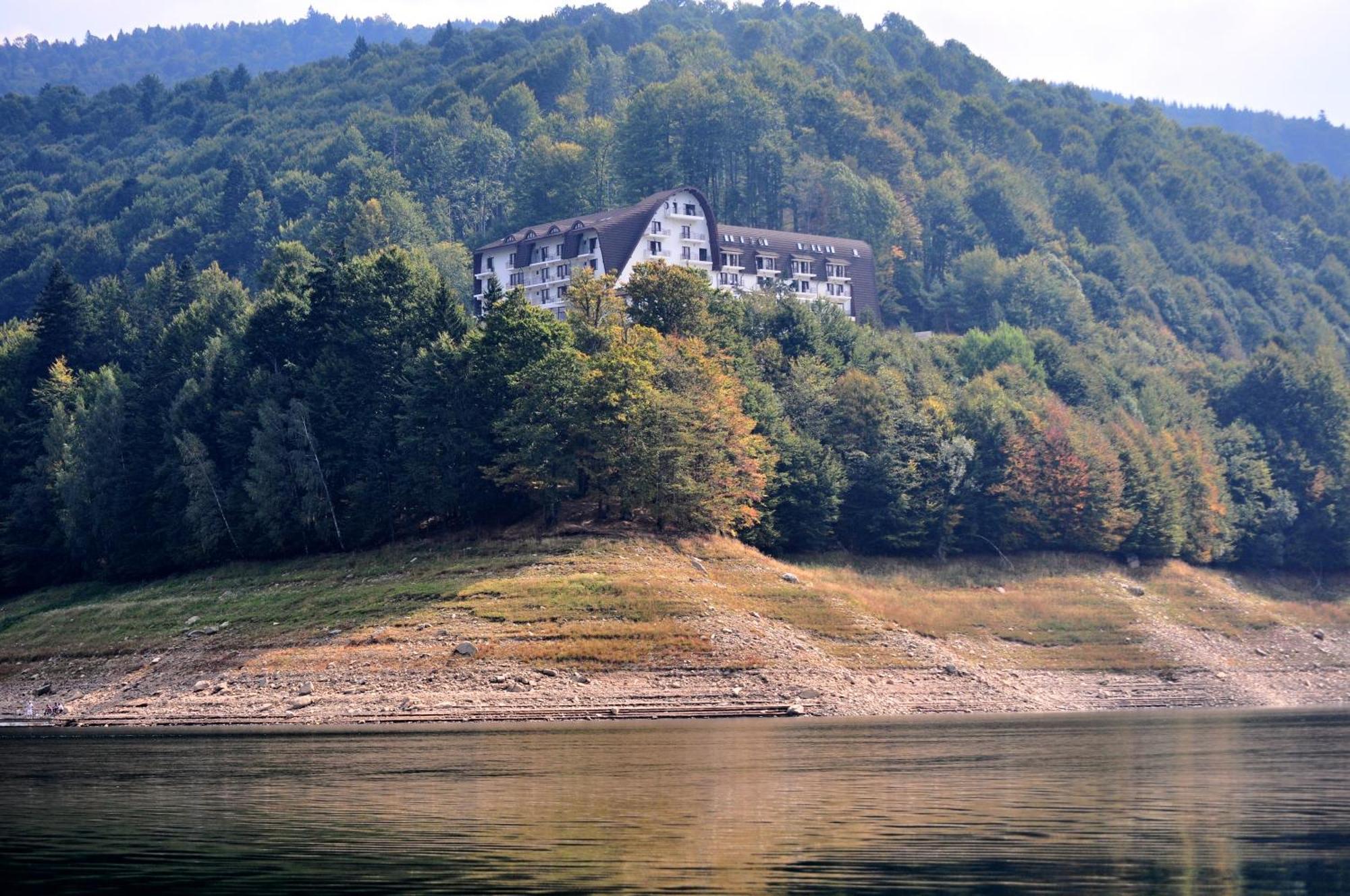 Hotel Valea Cu Pesti Căpăţîneni-Ungureni Exterior foto