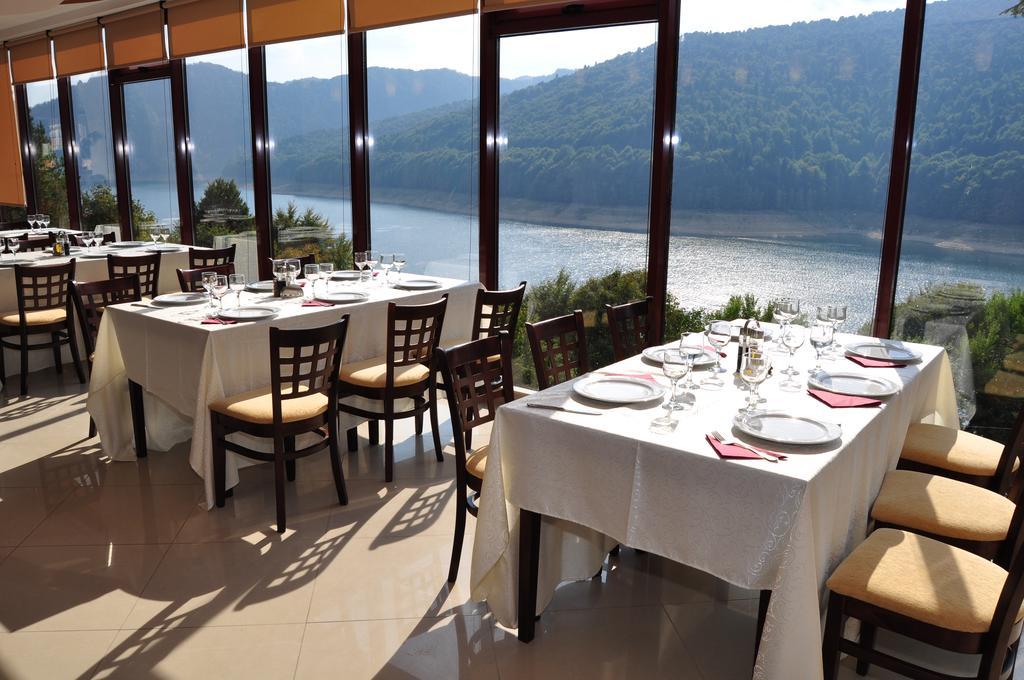 Hotel Valea Cu Pesti Căpăţîneni-Ungureni Exterior foto